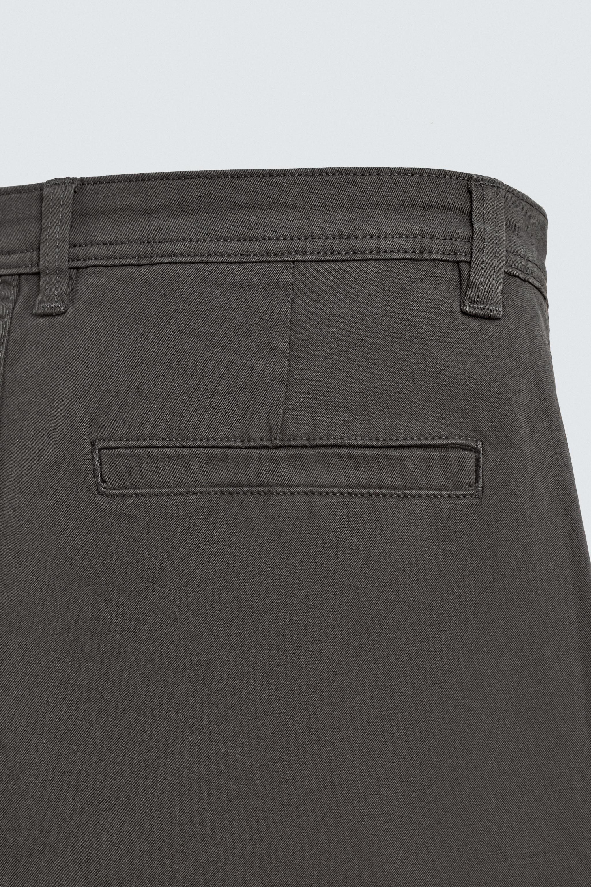 RELAXED FIT CARGO PANTS